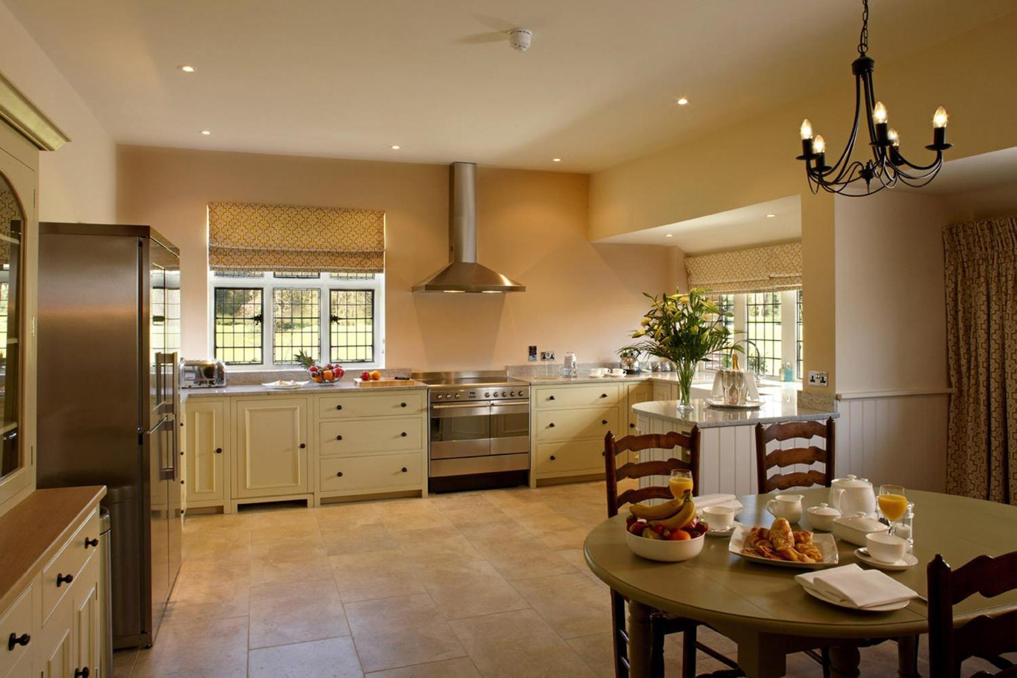 Hever Castle Luxury Bed And Breakfast Edenbridge Exterior photo